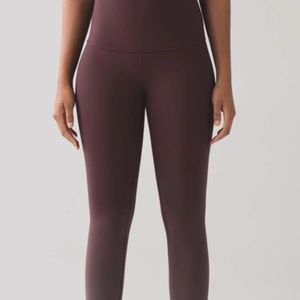 Lululemon wunder under